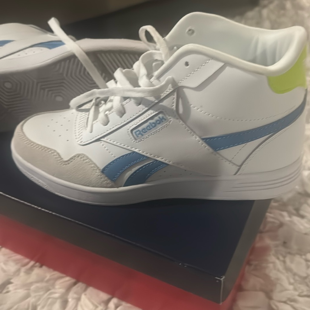 Very Clean Reebok Club High Top Very Clean Reebok Club High Top
